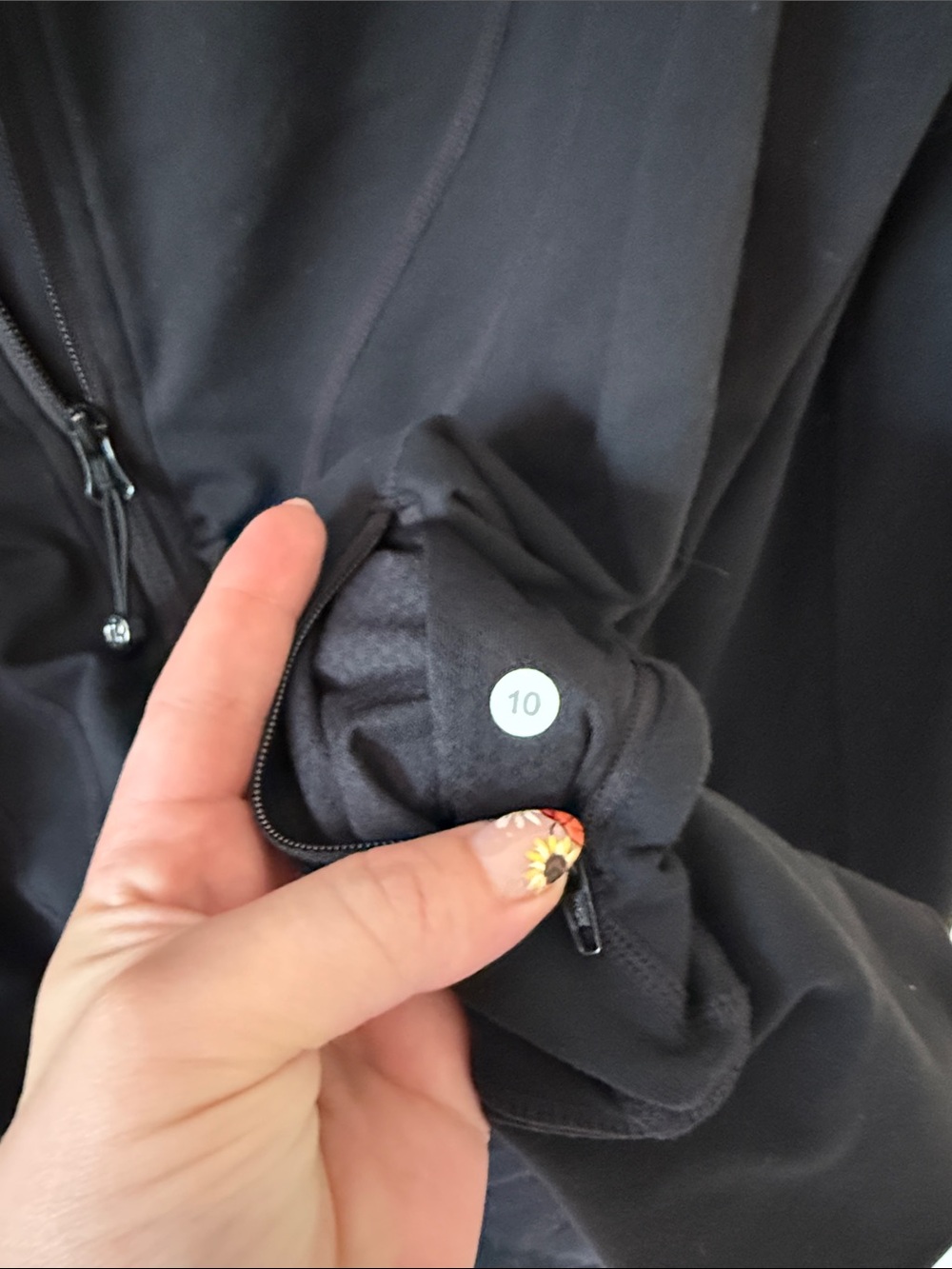 43. LULULEMON STRIDE JACKET - Picture 5 of 7